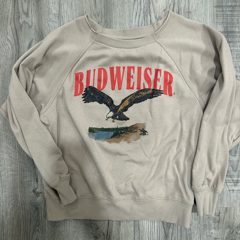 Budweiser Beige Sweatshirt with Eagle Graphic